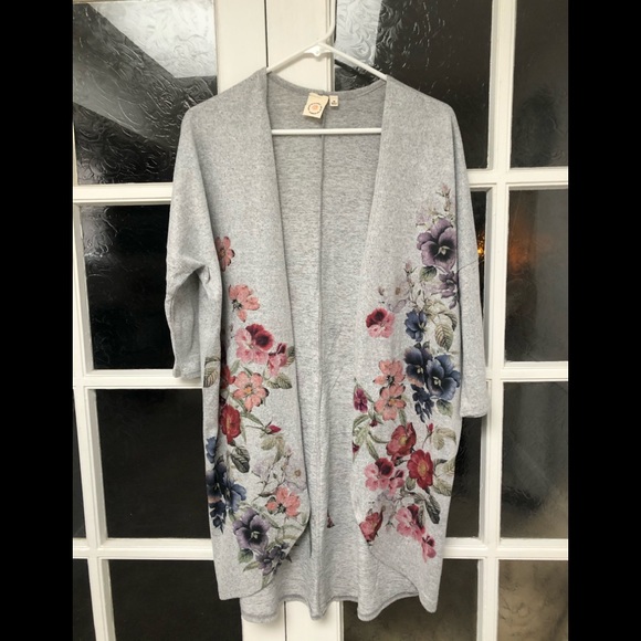 live in the moment Sweaters - Live in the moment cardigan